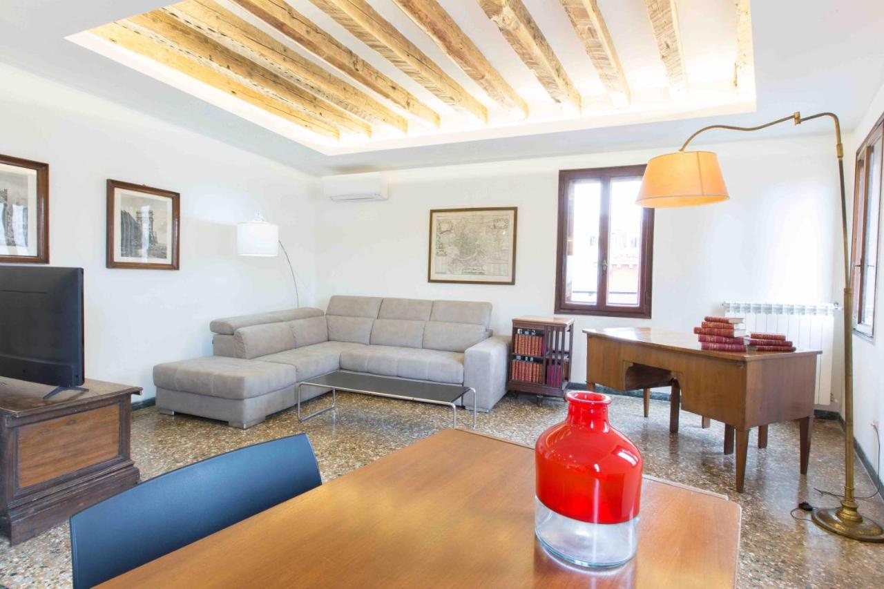 CA GRIMANI stunning view&comfort Venezia Eksteriør bilde